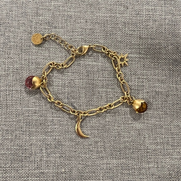 Johnny was Pacific charm bracelet brushed gold - Picture 1 of 2